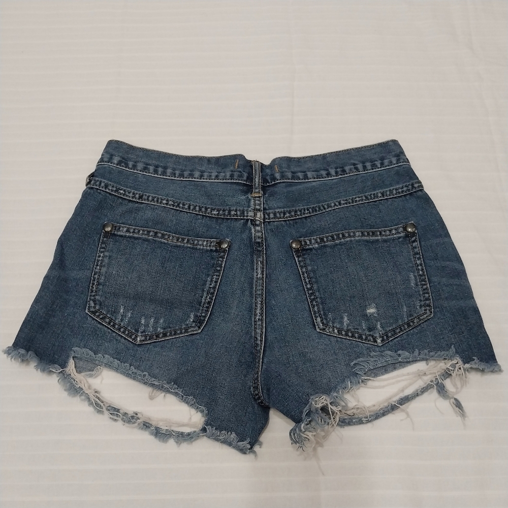 Free People Distressed Denim Shorts Women Size 28 Cut Off Jean Shorts